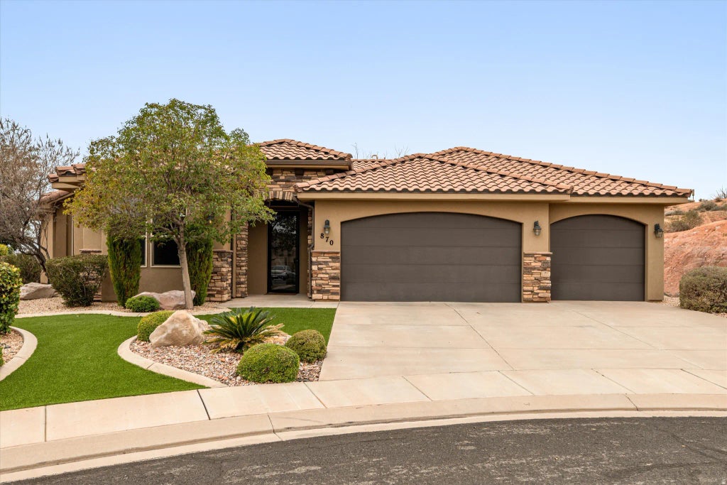 870 N Catalpa Dr, Washington