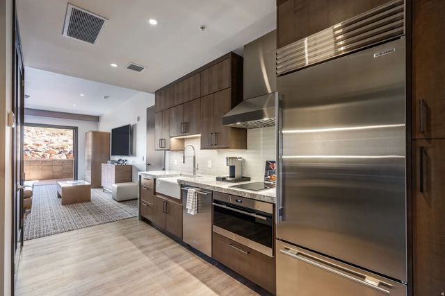 1550 E Black Desert Dr 83128, Ivins