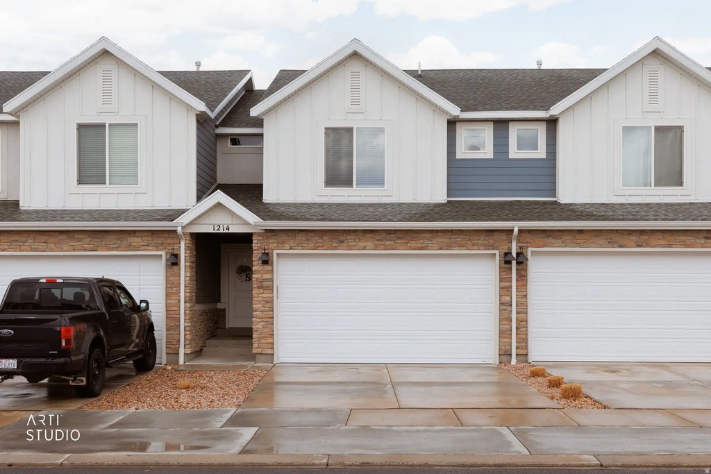 1214 W Hidden Dr, Santaquin