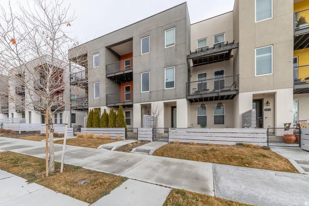 10871 S Lake Run Rd 195, South Jordan