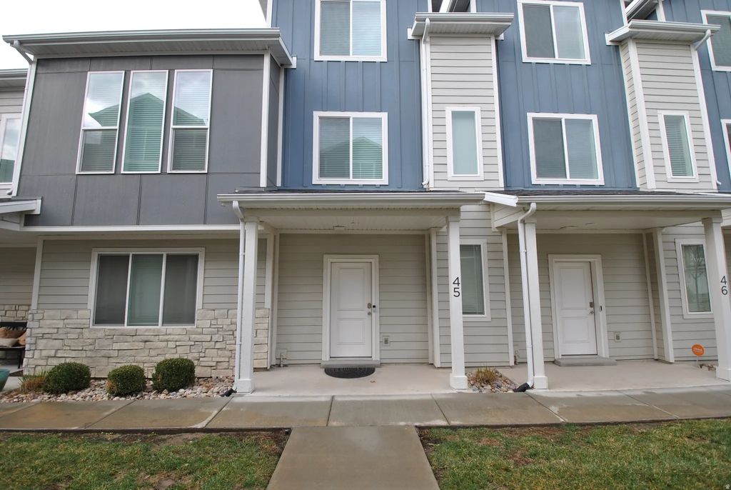 285 E 1850 N 45, North Ogden