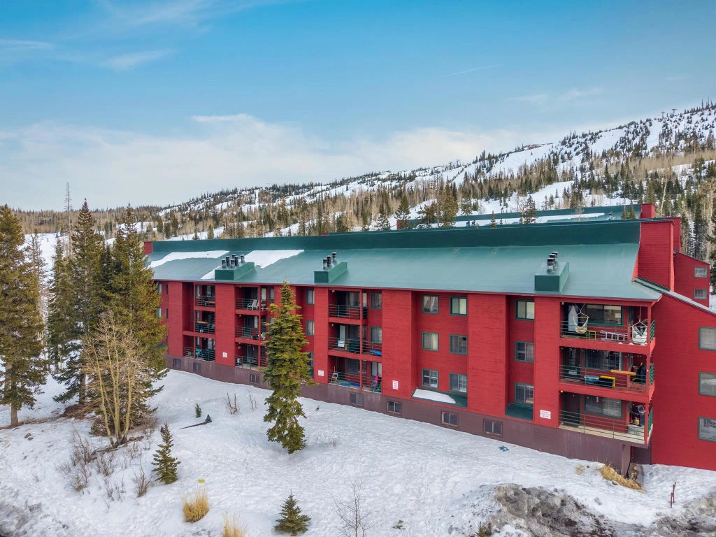 407 S Vasels Rd 24, Brian Head