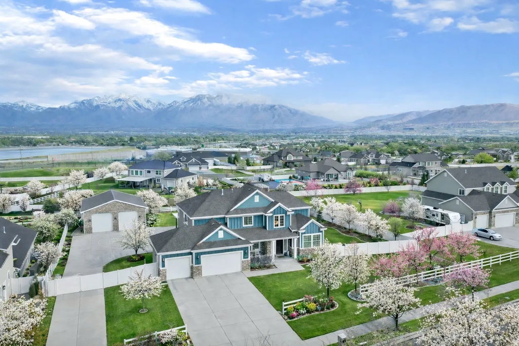 13883 S Oxfordshire Dr, Bluffdale