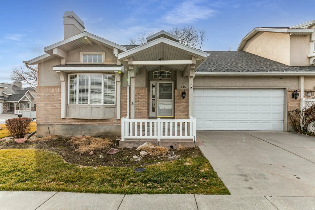 246 E Cottage Wood Ln, Murray