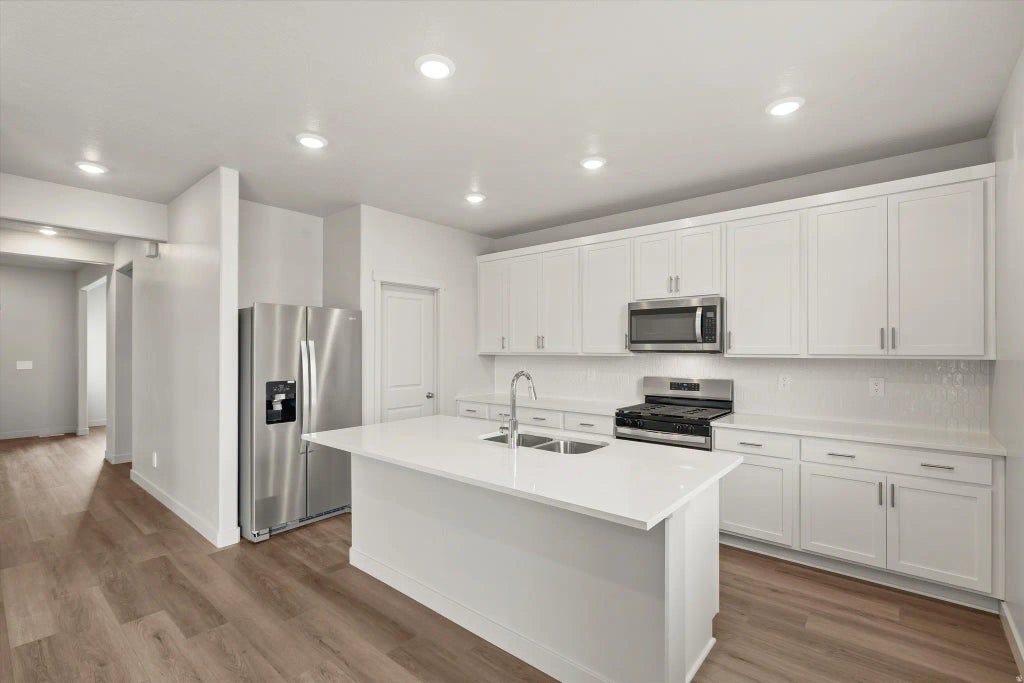 3306 W 3550 St S 211, West Haven