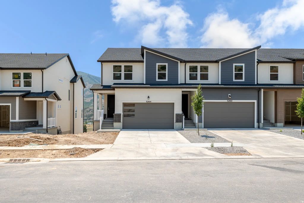 5264 S Acacia Dr 801, Mapleton