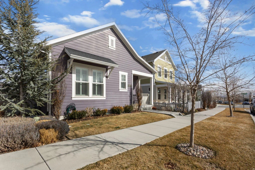 11377 S Holly Springs Dr W, South Jordan