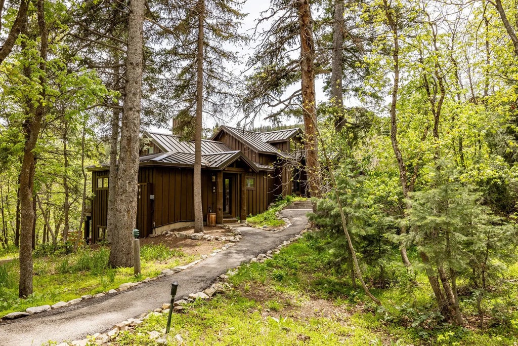 8840 N The Knl 26, Sundance