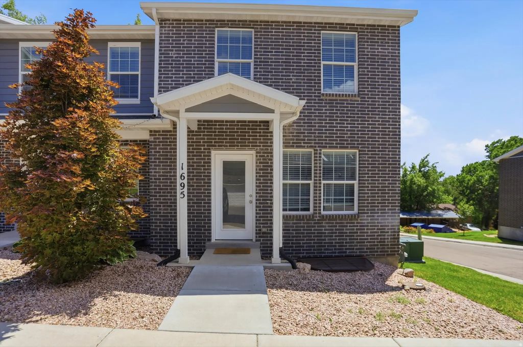 1695 E 1425 S, Ogden