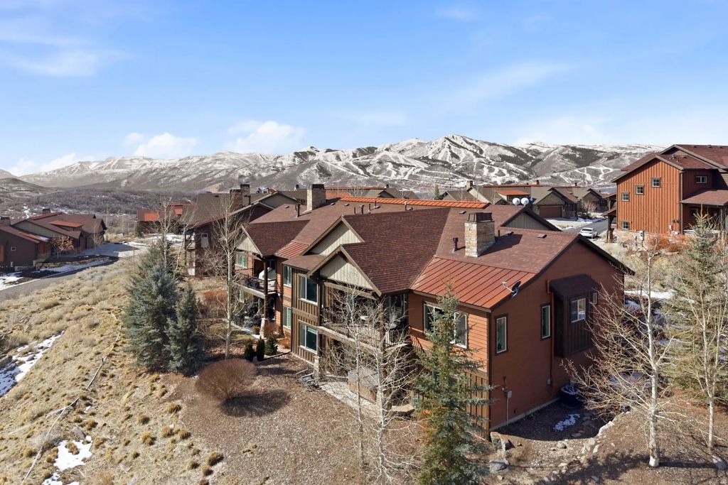1735 E Viewside Cir, Hideout