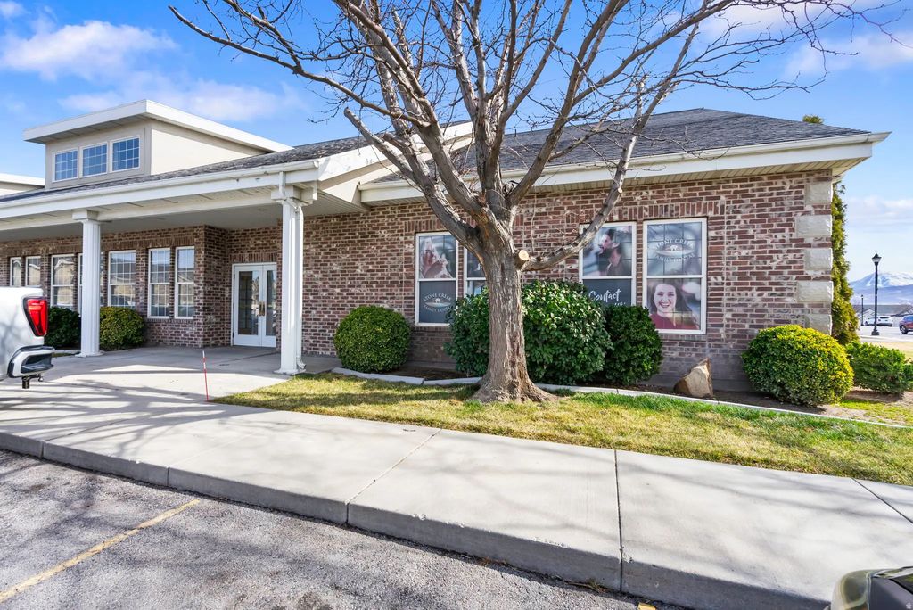 2332 W 12600 S, Riverton