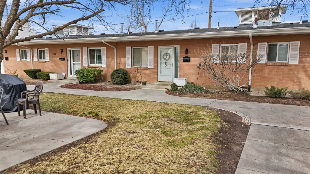 2199 E Carriage Ln 5, Holladay