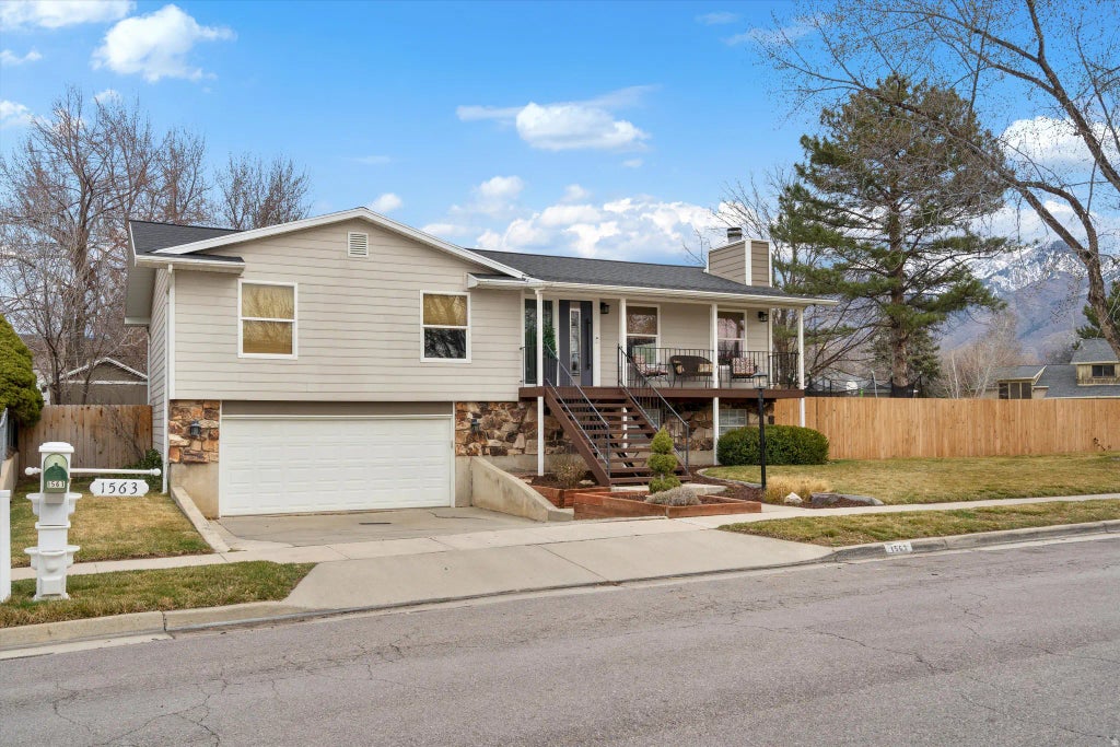 1563 E Tameron Dr, Sandy