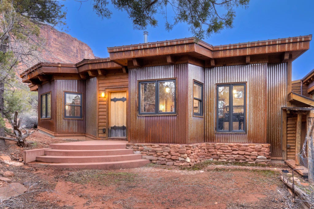 338 Taylor Ln, Castle Valley