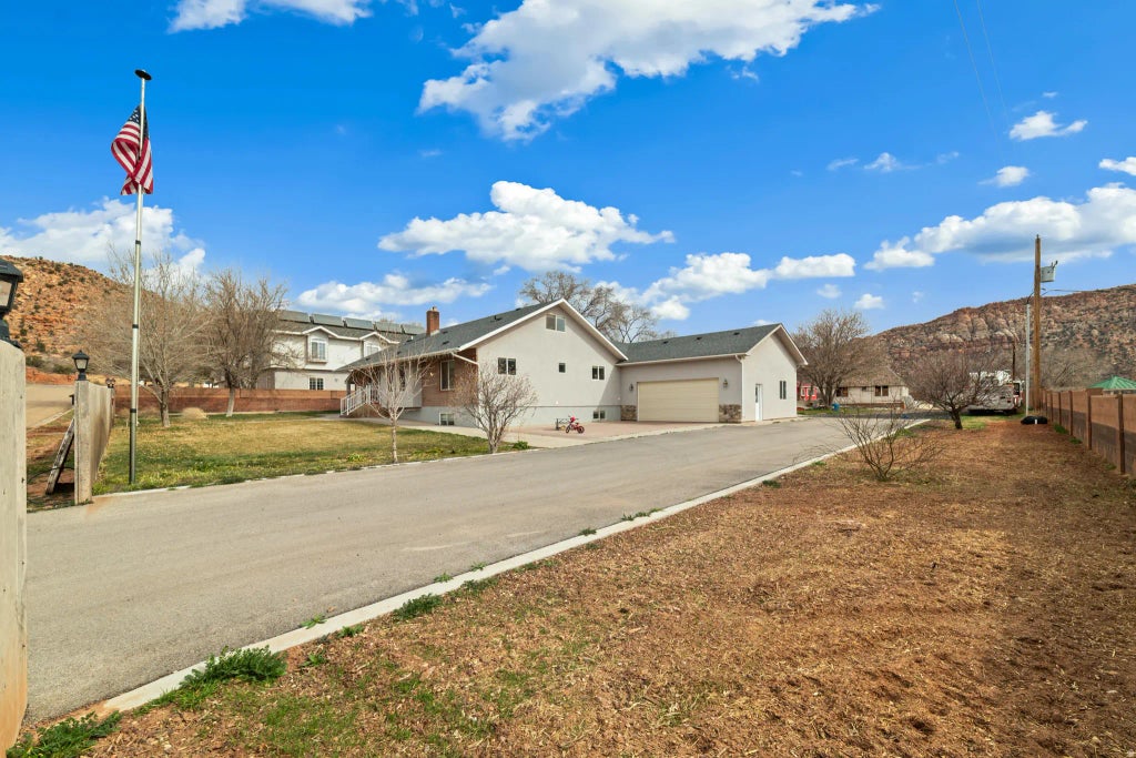 720 N Central St, Hildale