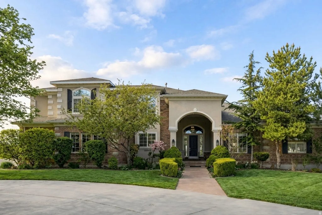 10868 S Prescott Dr E, Sandy