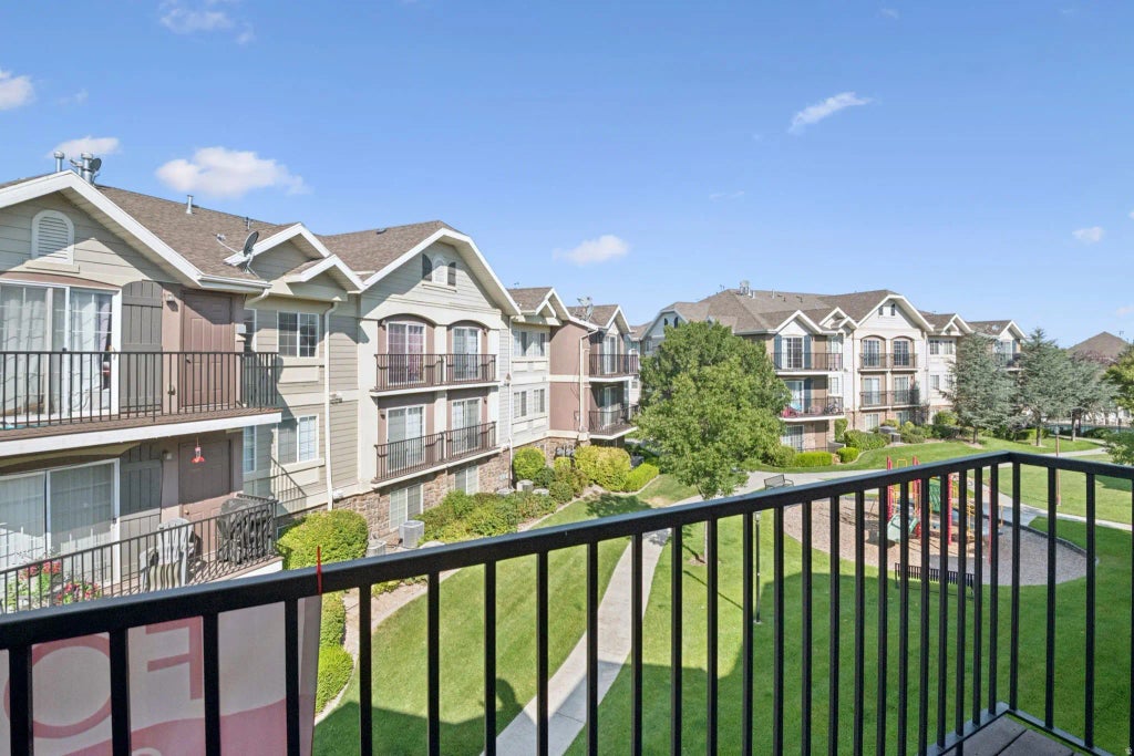 6878 S Clayton Ridge Way W C12, West Jordan