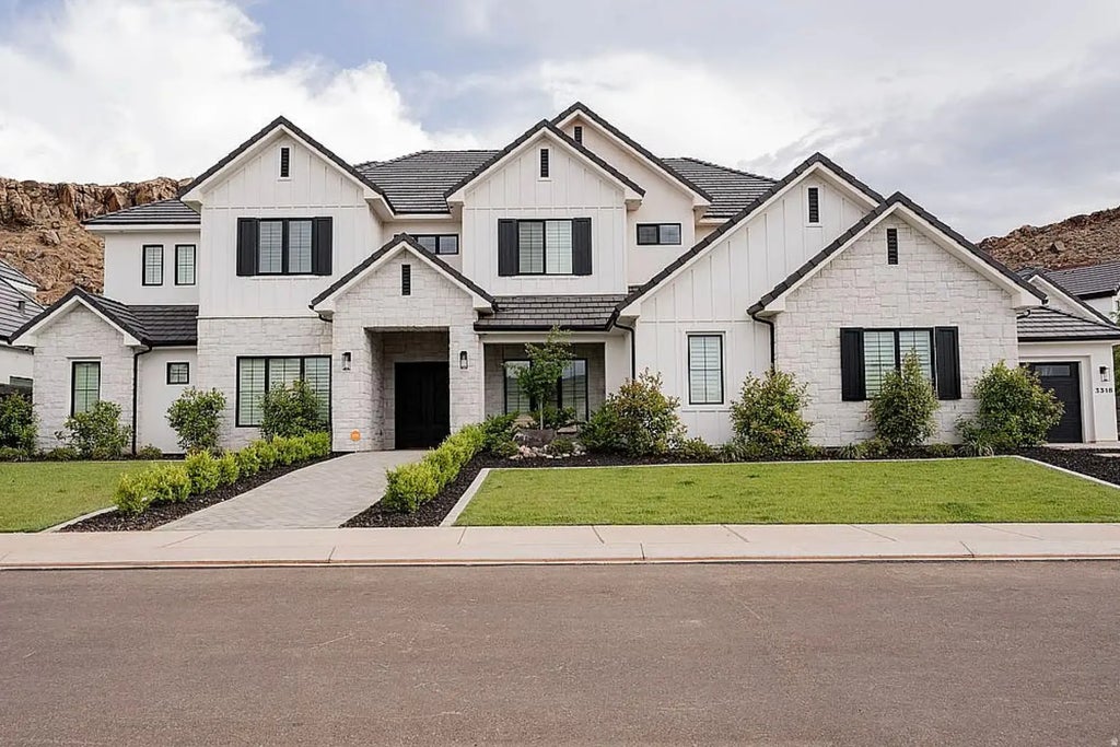 3318 E Live Oak Dr, St. George