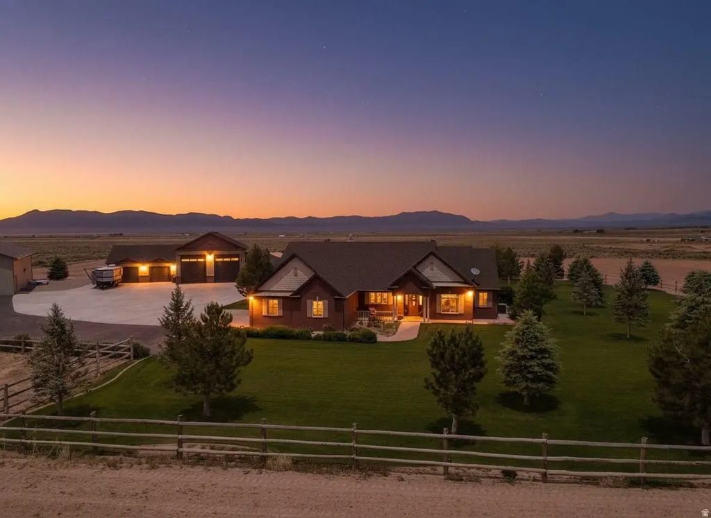 520 N Old Paragonah Hwy, Parowan