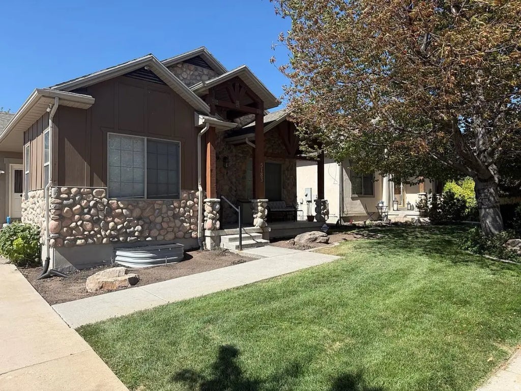 5183 W Swift Water Way, West Jordan