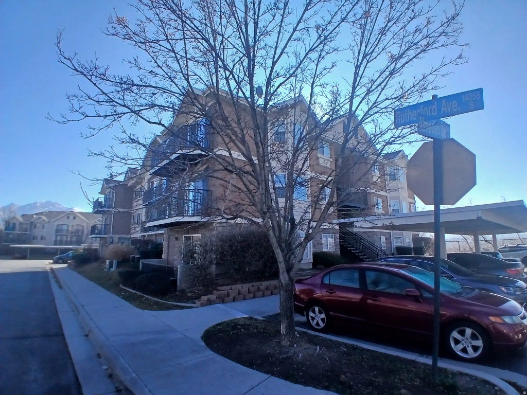 1421 W Rutherford, Bluffdale