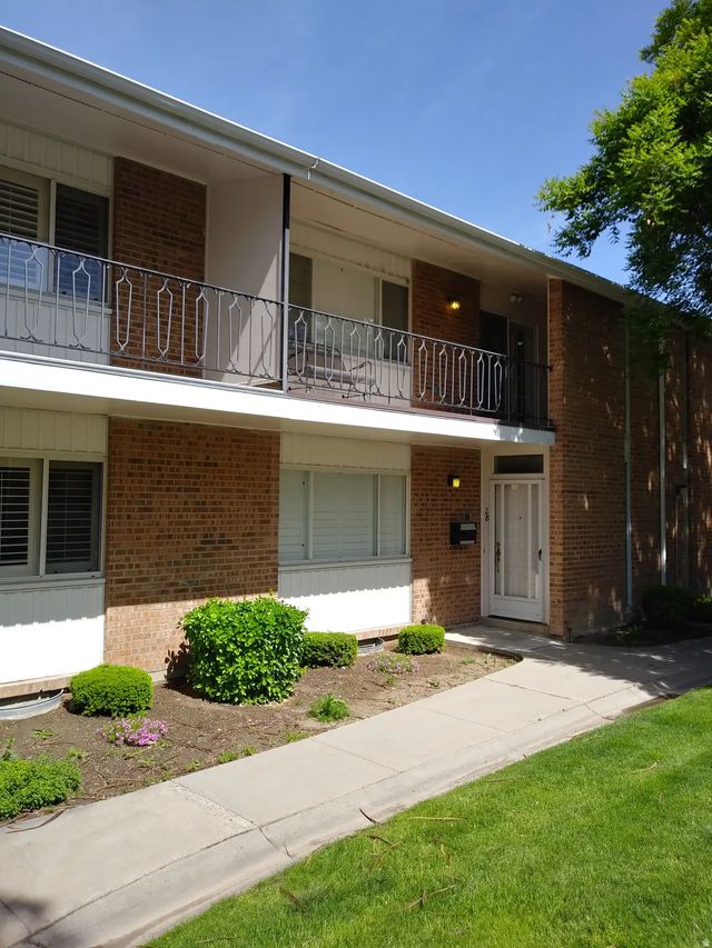 765 E Three Fountains Cir 28, Murray