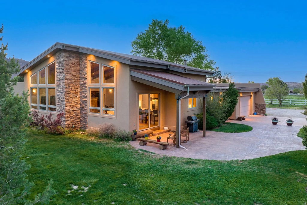 3885 S Maynard Ln 1, Moab