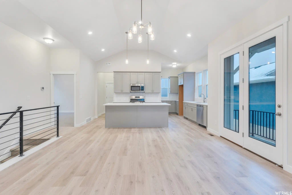 7628 S Clipper Hill Rd W 303, West Jordan