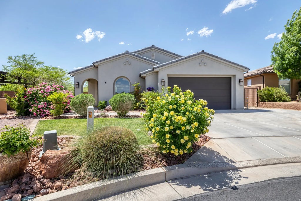 1009 N Blue Topaz Dr, Washington