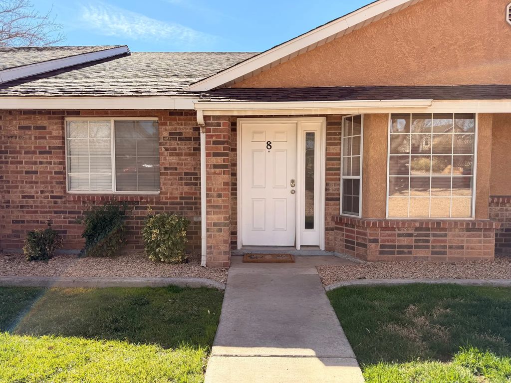 1050 E 1050 E 500 S 8, St. George