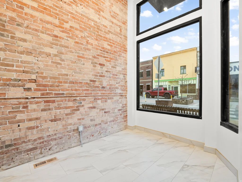 155 W Main St, Lehi