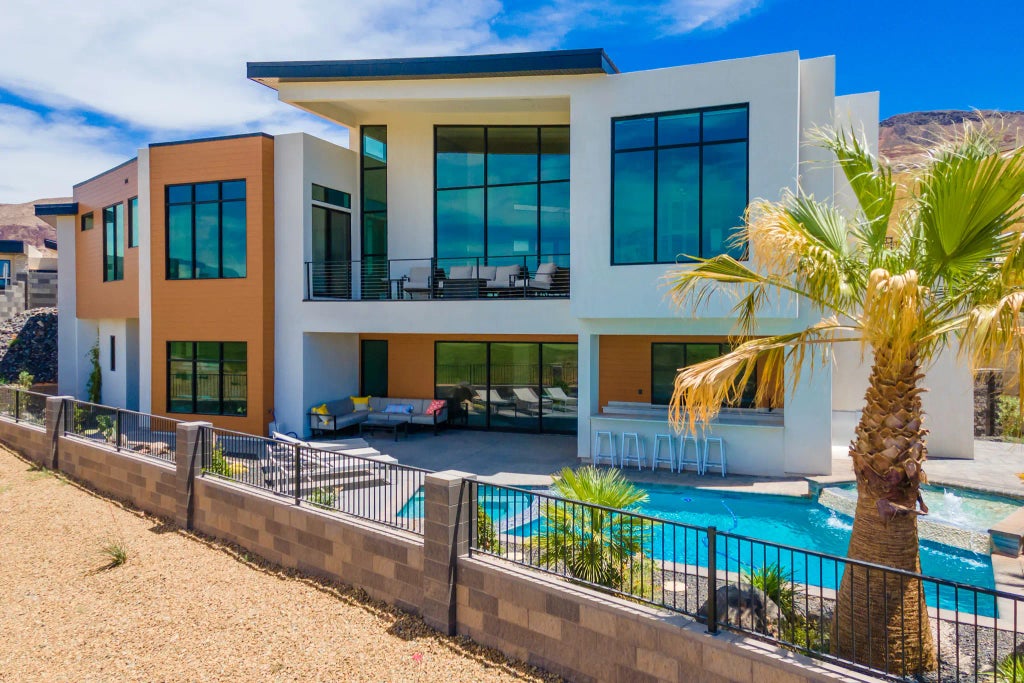 3606 S Cypress Rd, Hurricane