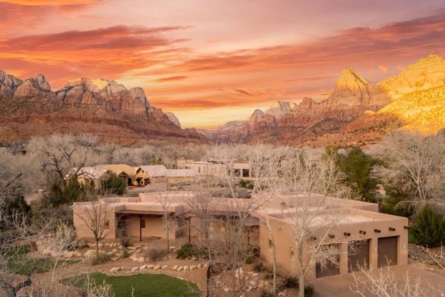 100 River Bend Cir 100, Springdale