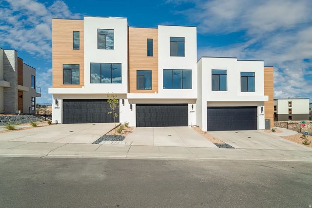 2764 W Becco Trl 64, St. George