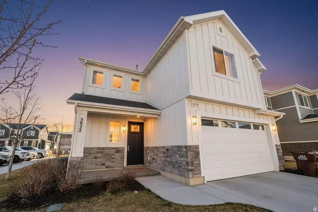 3922 S 2950 W, West Haven