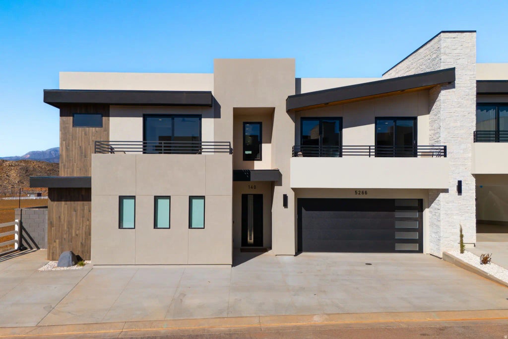 5267 W 2440 S, Hurricane