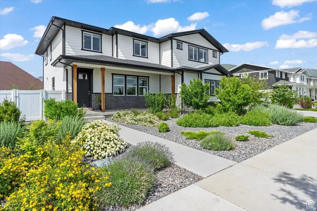 732 W 800 S, Springville