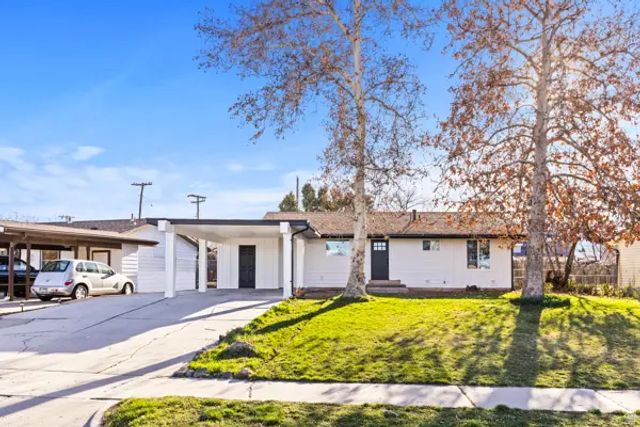 1870 N Celia Way, Layton