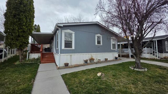 11243 S Hidden View Dr E 122, Sandy