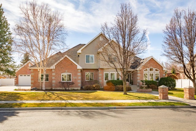 5843 W Avonmore Cir, Highland