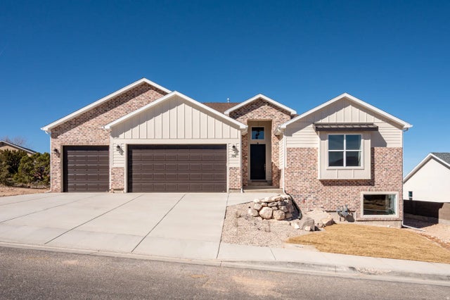 195 S 2050 W, Cedar City