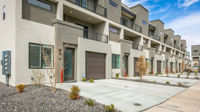 1143 S Gap Canyon Pkwy 27, St. George