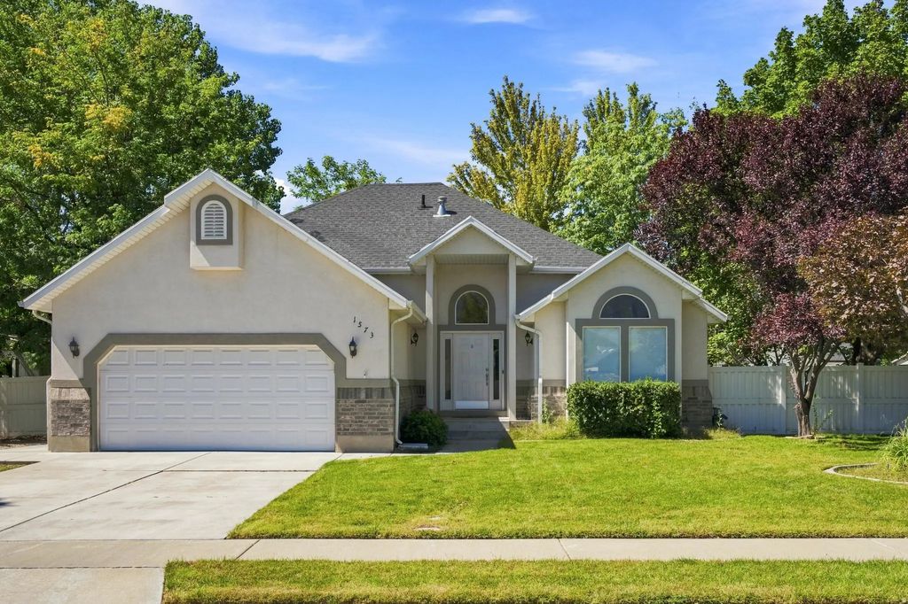 1573 N 40 E, Lehi