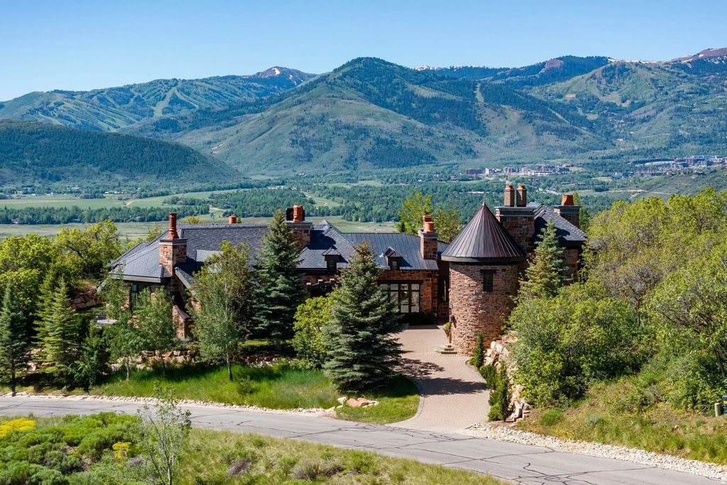 1083 Snow Berry St, Park City