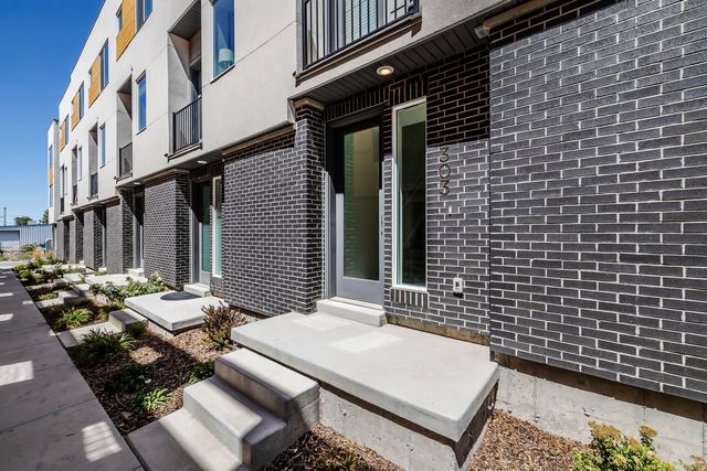 303 W Azure Sky Ln 5-28, Salt Lake City