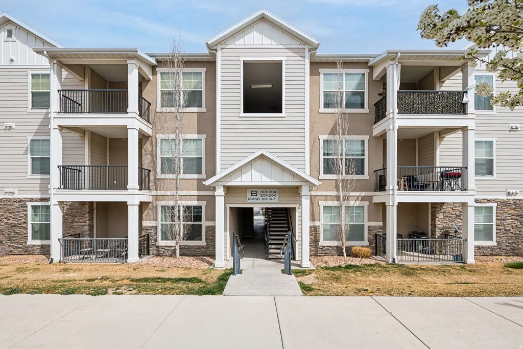 13256 S Andros Ln W B 304, Herriman