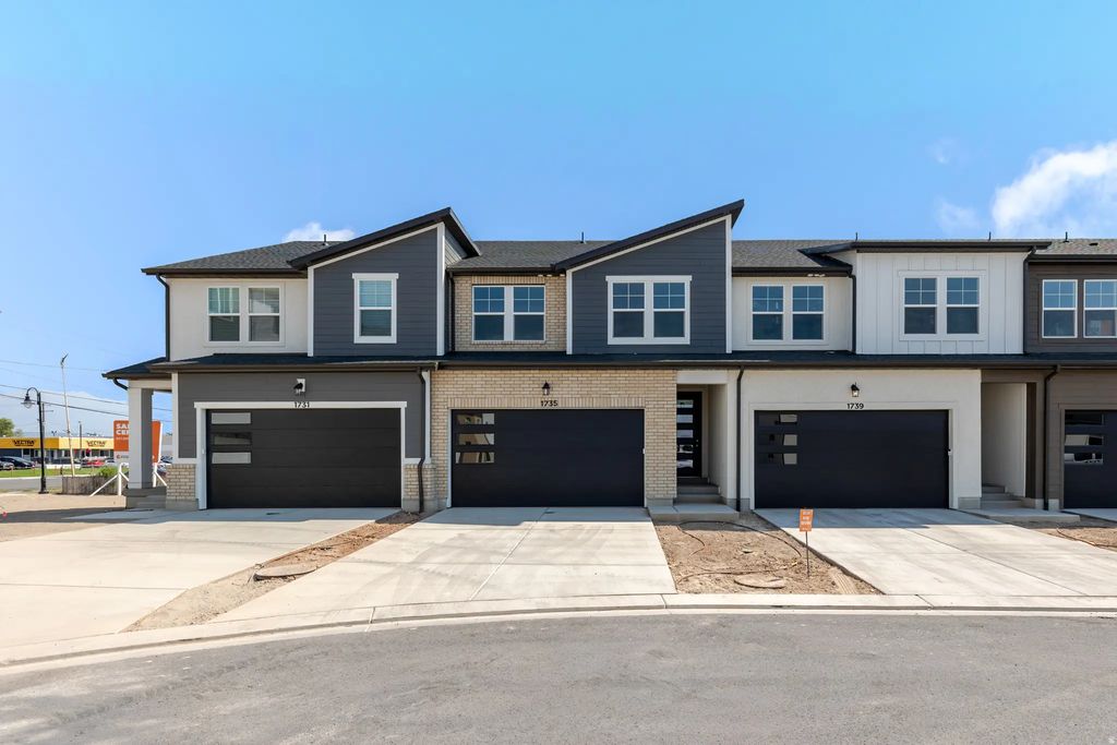 1733 W Jadeite Ln 117, West Valley City
