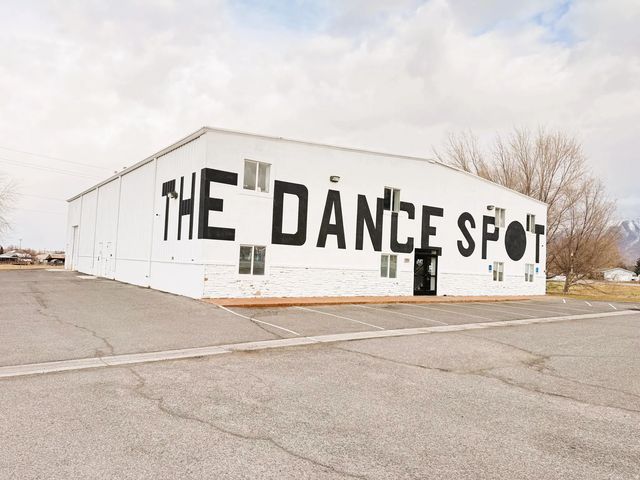 576 W State Road 198, Salem