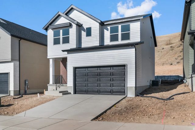 672 W 2840 S 20, Nibley