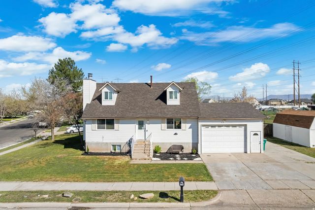 1130 W 1045 S, Clearfield